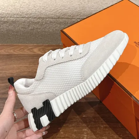 エルメス スニーカー