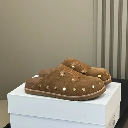 セリーヌ スリッパ