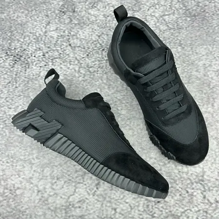 エルメス スニーカー