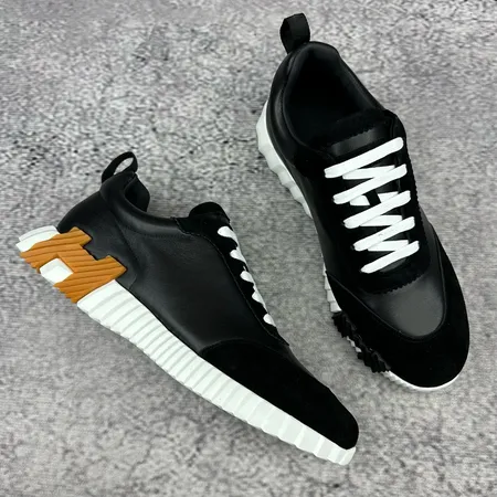 エルメス スニーカー