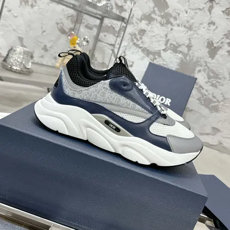 ディオール スニーカー