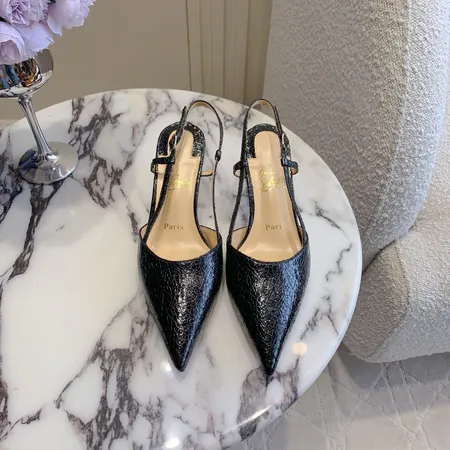 クリスチャン・ルブタン サンダル