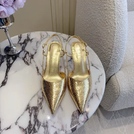 クリスチャン・ルブタン サンダル