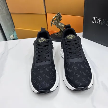 アルマーニ スニーカー