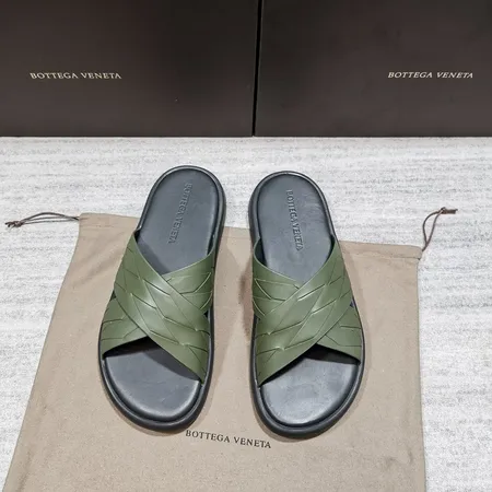 ボッテガ ヴェネタ スリッパ