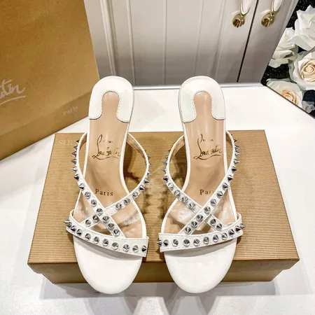 クリスチャン・ルブタン サンダル