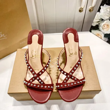 クリスチャン・ルブタン サンダル