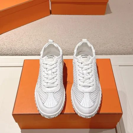 エルメス スニーカー