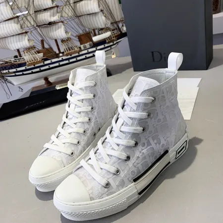 ディオール カジュアルシューズ