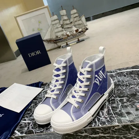 ディオール カジュアルシューズ