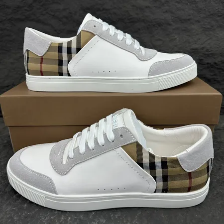 バーバリー ス カジュアルシューズ