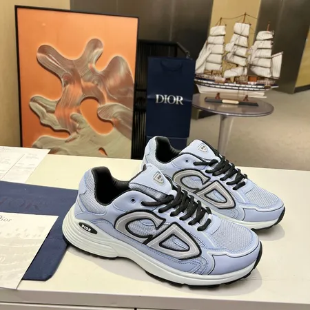 ディオール スニーカー