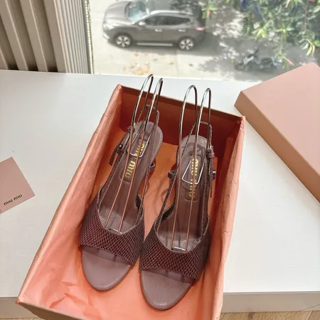 ミュウミュウ サンダル