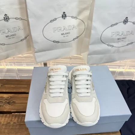 プラダ スリッパ