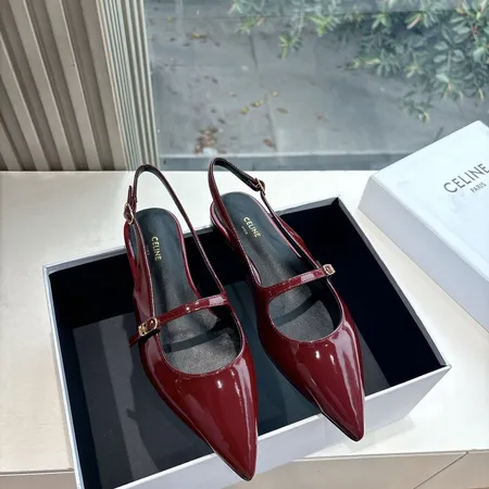 セリーヌ サンダル