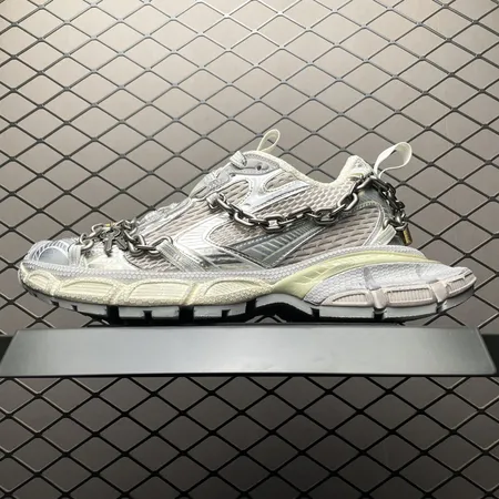 バレンシアガ スニーカー