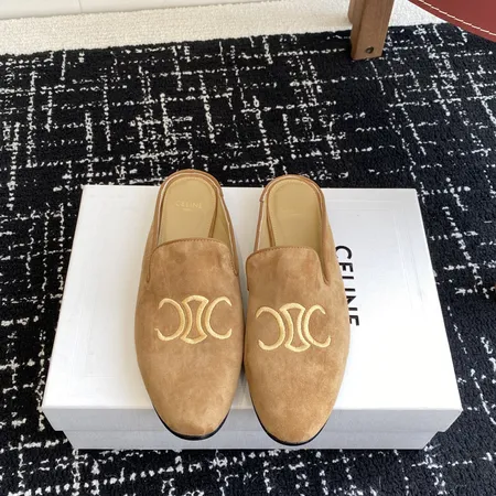 セリーヌ スリッパ