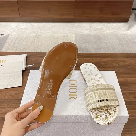 ディオール スリッパ