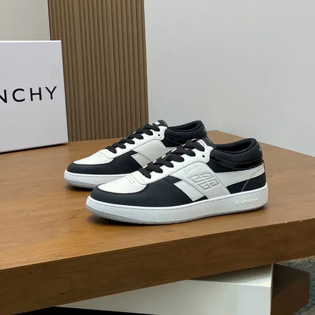 ジバンシィ スニーカー