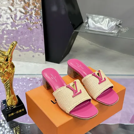 ルイヴィトン スリッパ