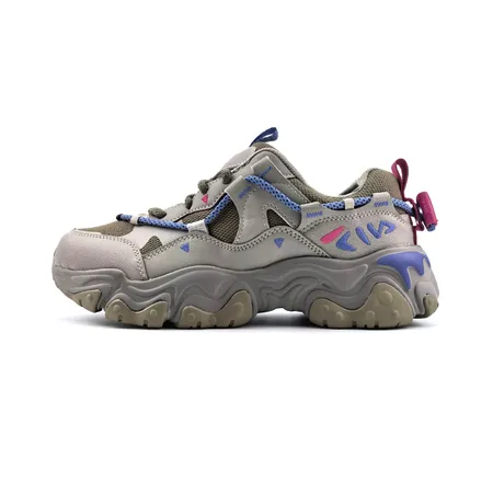 フィラ スニーカー