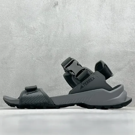 アディダス サンダル