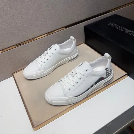 アルマーニ カジュアルシューズ