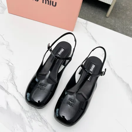 ミュウミュウ サンダル