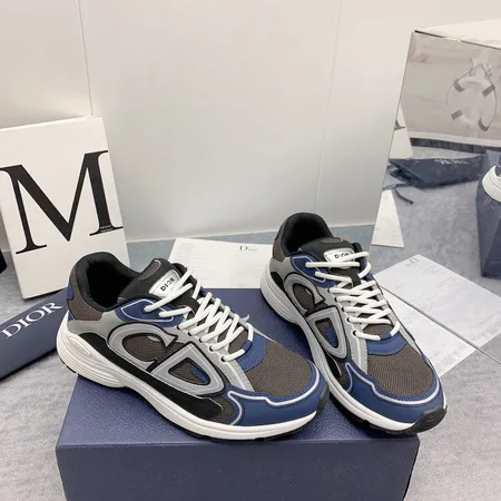 ディオール スニーカー