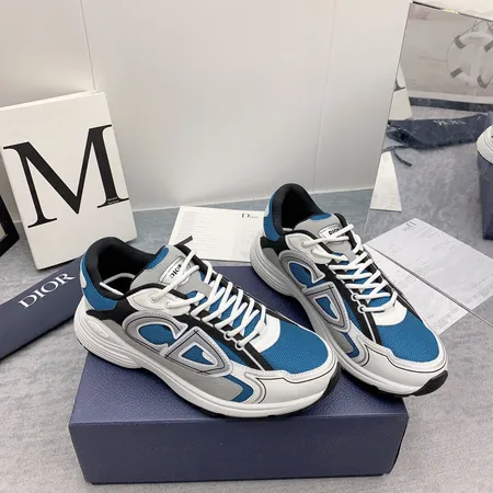 ディオール スニーカー