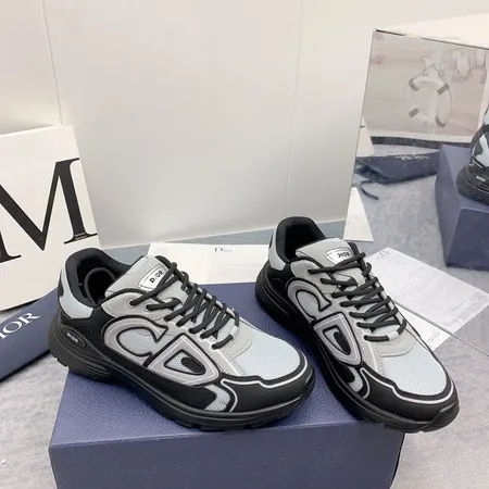 ディオール スニーカー