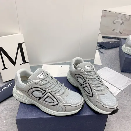 ディオール スニーカー