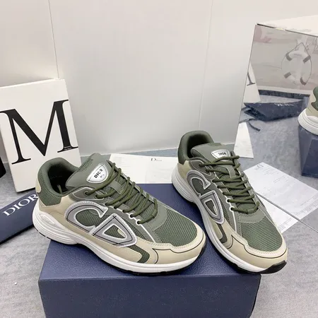 ディオール スニーカー