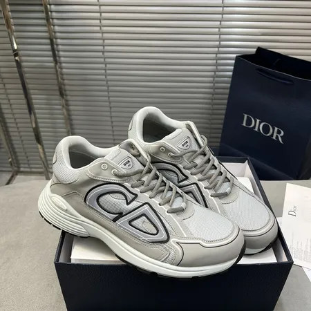 ディオール スニーカー