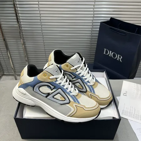 ディオール スニーカー