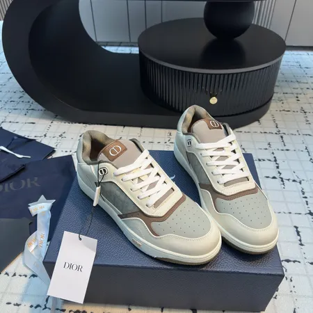 ディオール カジュアルシューズ