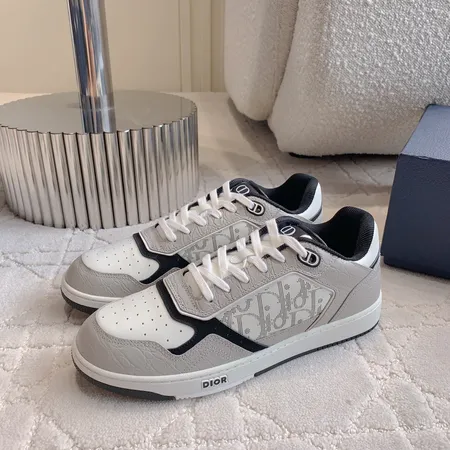 ディオール カジュアルシューズ
