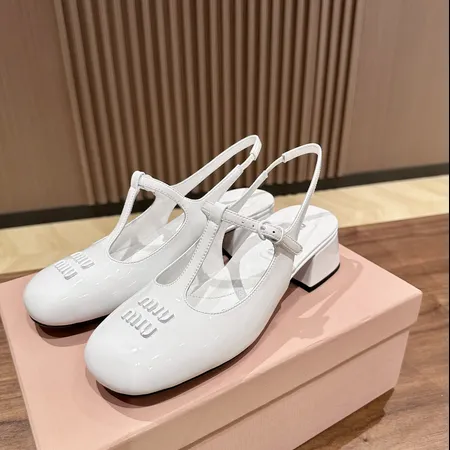 ミュウミュウ サンダル