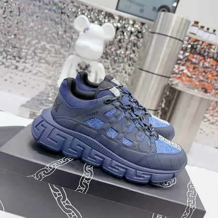 ヴェルサーチ スニーカー