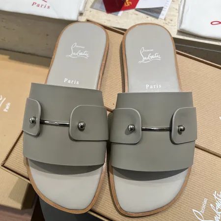 クリスチャン・ルブタン スリッパ