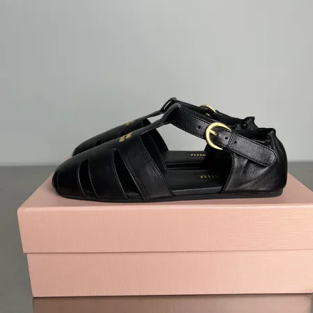 ミュウミュウ サンダル