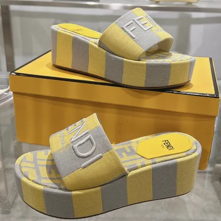 フェンディ スリッパ
