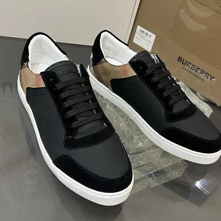 バーバリー ス カジュアルシューズ