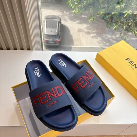 フェンディ スリッパ