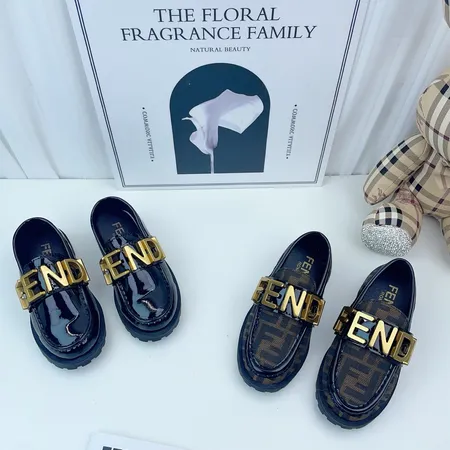 フェンディ ビジネスシューズ