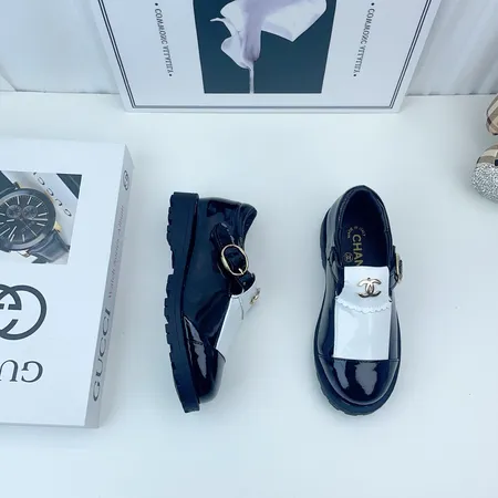 シャネル ビジネスシューズ