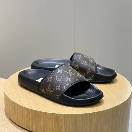 ルイヴィトン スリッパ