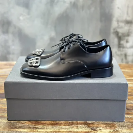 バレンシアガ ビジネスシューズ