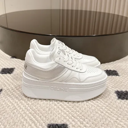 セリーヌ カジュアルシューズ