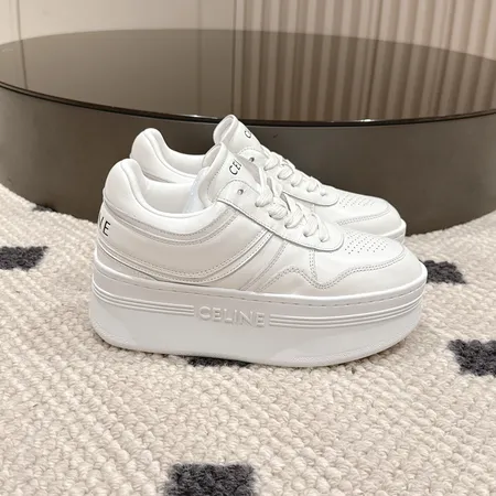 セリーヌ カジュアルシューズ